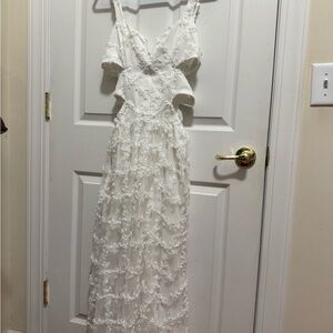 Elegant White Lace Dress